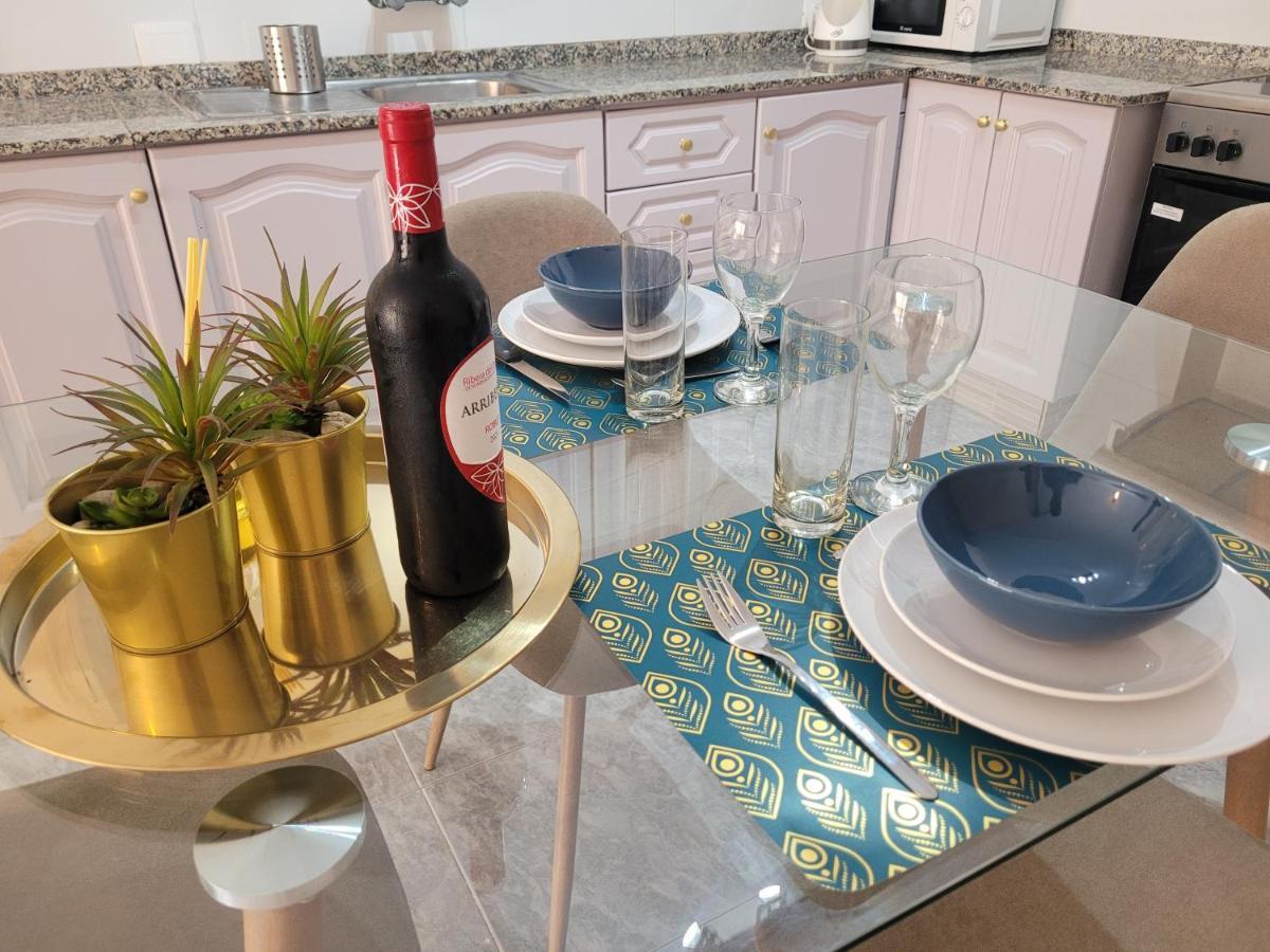 Gold Oasis Apartment เอลเมดาโน ภายนอก รูปภาพ