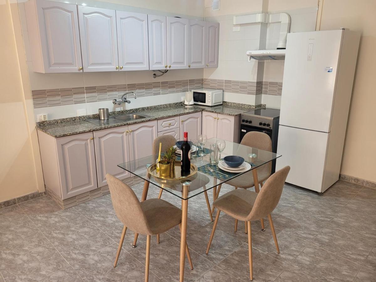Gold Oasis Apartment เอลเมดาโน ภายนอก รูปภาพ